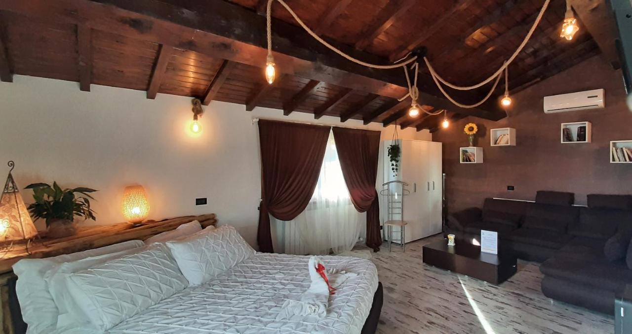 Bed and Breakfast Essenziale à Castell'Anselmo Extérieur photo