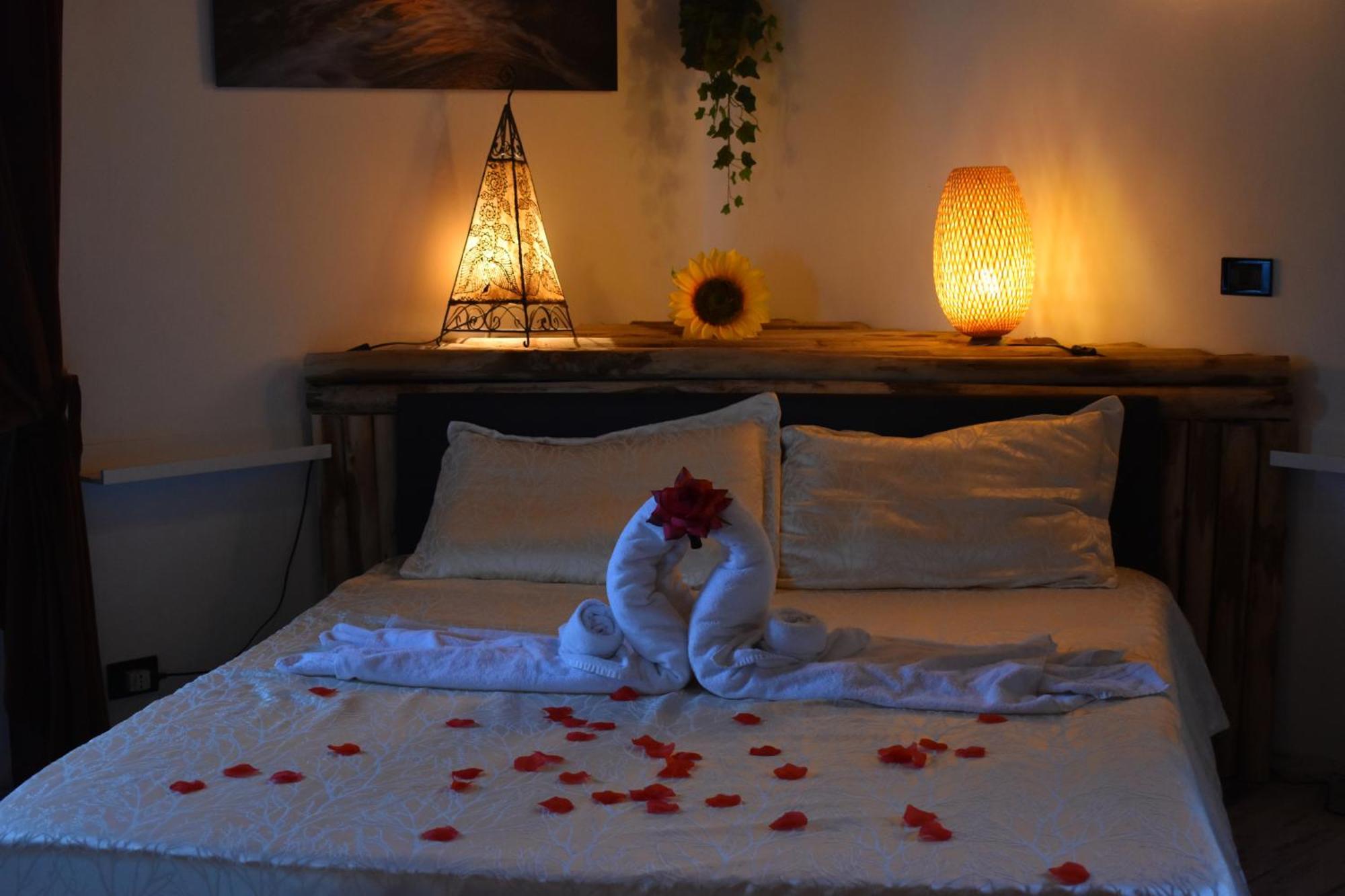 Bed and Breakfast Essenziale à Castell'Anselmo Extérieur photo