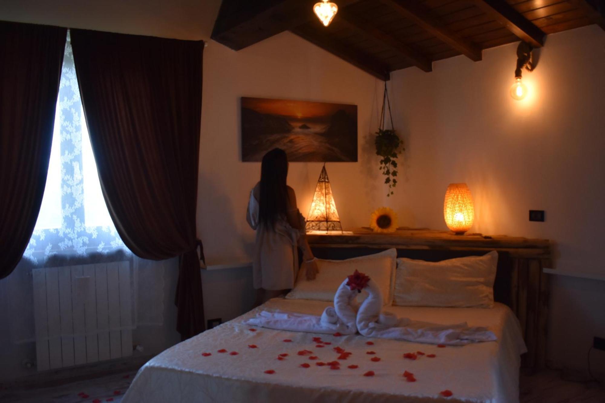 Bed and Breakfast Essenziale à Castell'Anselmo Extérieur photo